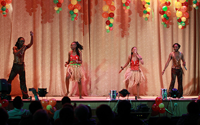 студенты из Конго