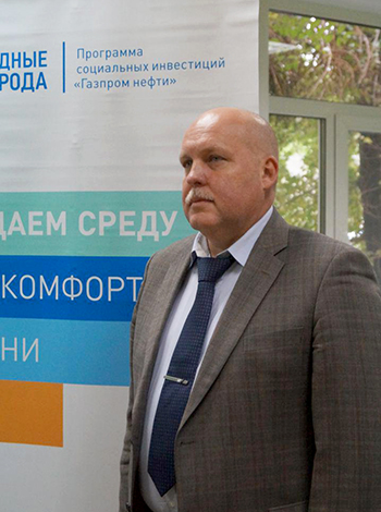 Ректор на открытии лекотеки