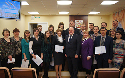 Вручение удостоверений