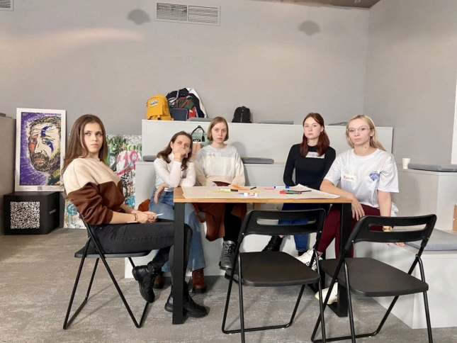 семь студентов Омского педагогического отправились в Москву на зимний педагогический форум «Сообщества образовательных организаций и инновации»