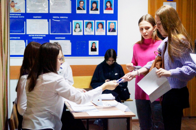 В ОмГПУ прошёл региональный этап всероссийской олимпиады школьников по испанскому и китайскому языкам