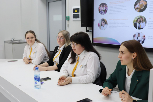 в ОмГПУ обсудили профессию советника по воспитанию