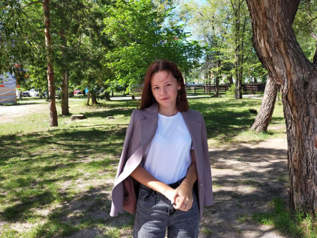 Арсения Першина учится на профиле «Педагогическое образование: экономика и английский»