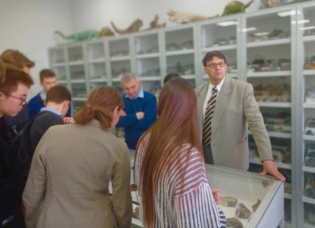 Петр Большаник подготовка школьников к олимпиаде