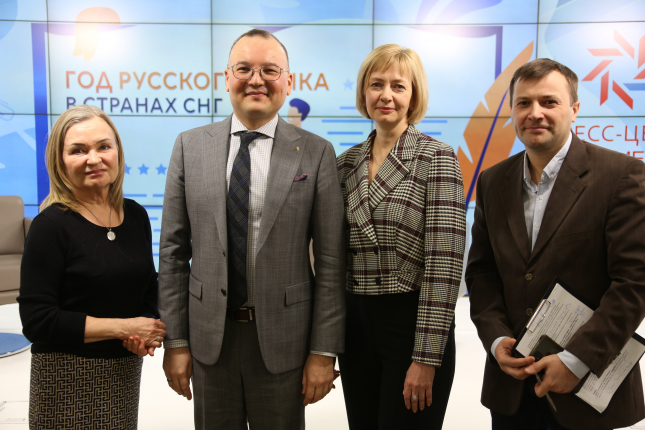 преподаватели ОмГПУ открыли Год русского языка в странах СНГ